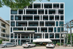 Blu Monkey Hub and Hotel Phuket Town- Free All Day Coworking space